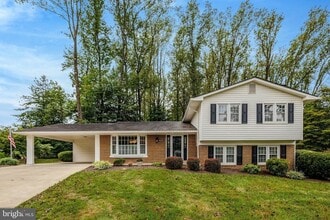 615 Kearney Ct SW, Unit 34 in Vienna, VA - Building Photo - Building Photo