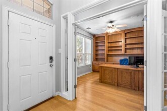 1370 Meadows Ave in Lantana, TX - Building Photo - Building Photo