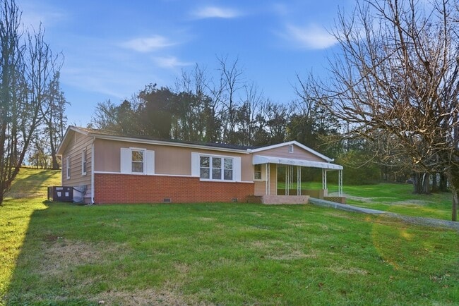 property at 365 Old Dandridge Pike