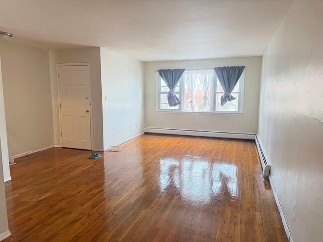 property at 21262 16th Ave