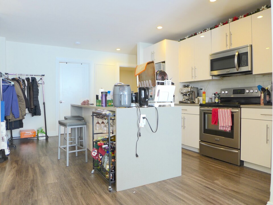 44 Warwick St, Unit 103 in Boston, MA - Foto de edificio