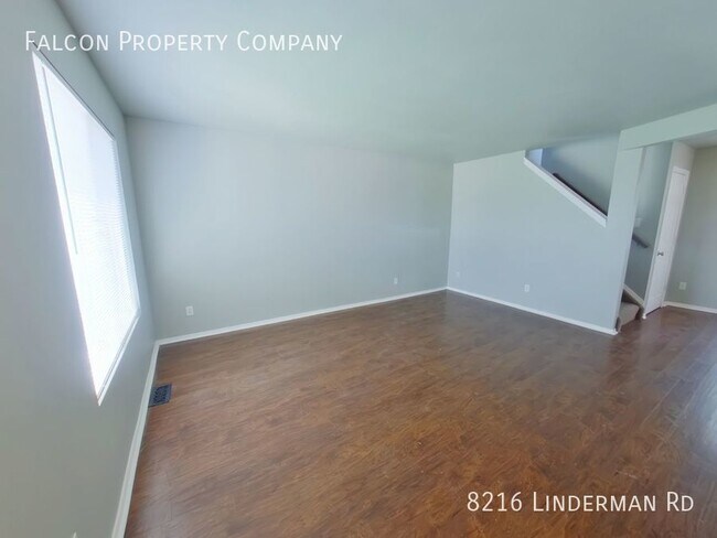 8216 Linderman Rd photo'