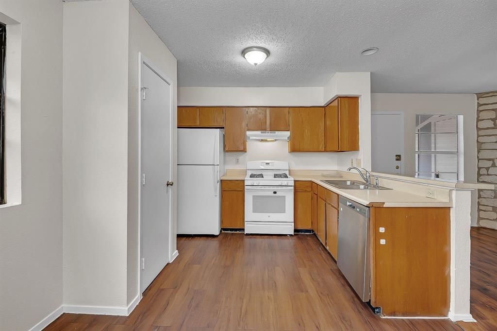 500 Algerita Dr in Georgetown, TX - Building Photo