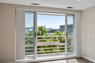 4 Canal Park, Unit 609 in Cambridge, MA - Building Photo - Building Photo