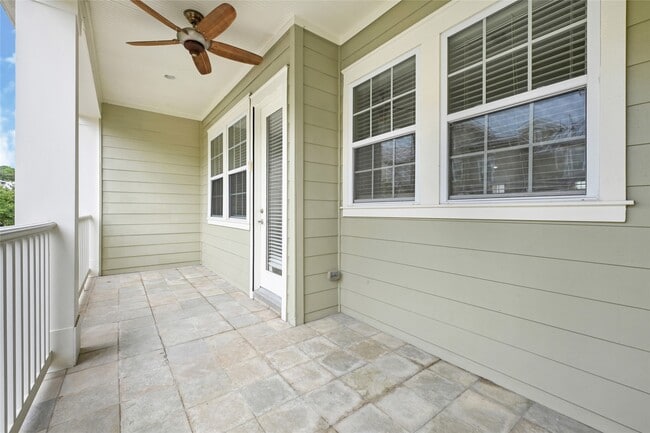 property at 194 W Breezy Way