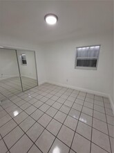 3026 SW 24th Ter in Miami, FL - Building Photo - Building Photo