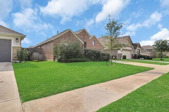 21714 Rose Maris Ln in Tomball, TX - Building Photo - Building Photo