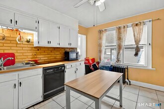 1440 Wood Ave in Bridgeport, CT - Building Photo - Building Photo