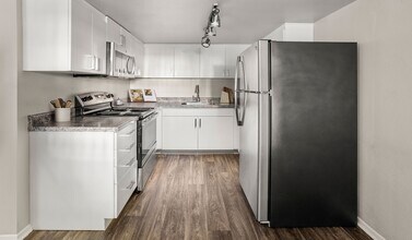 Point Bonita in Chula Vista, CA - Building Photo - Building Photo