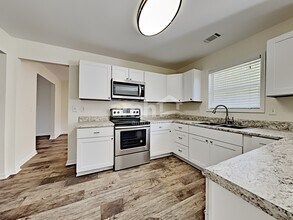 2631 Bald Cypress Dr in Braselton, GA - Foto de edificio - Building Photo