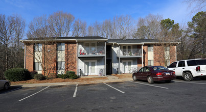 Castlewood Apartments in Winnsboro, SC - Building Photo - Building Photo