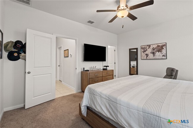 property at 1216 Esplanade Pkwy