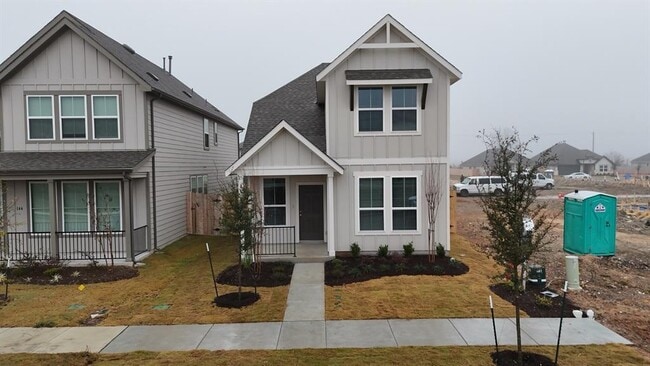 140 Hartson Dr in Taylor, TX - Building Photo - Building Photo