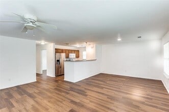 1117 G Ave in Plano, TX - Building Photo - Building Photo