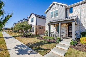 6449 Iron Horse Blvd in North Richland Hills, TX - Building Photo - Building Photo