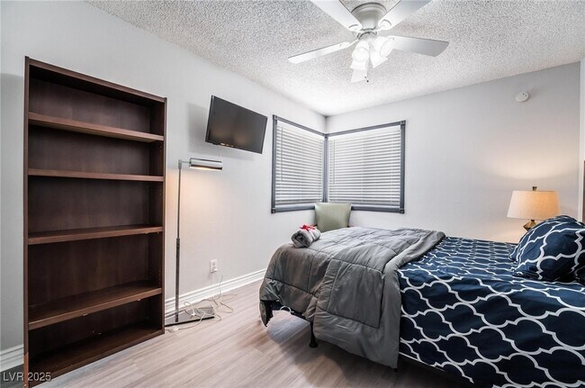 property at 6467 W Pawlow Ave