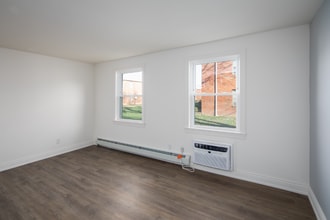 1357-1357 Millersport Hwy in Buffalo, NY - Foto de edificio - Building Photo