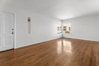 1518 Yale St, Unit 1 in Santa Monica, CA - Building Photo - Building Photo