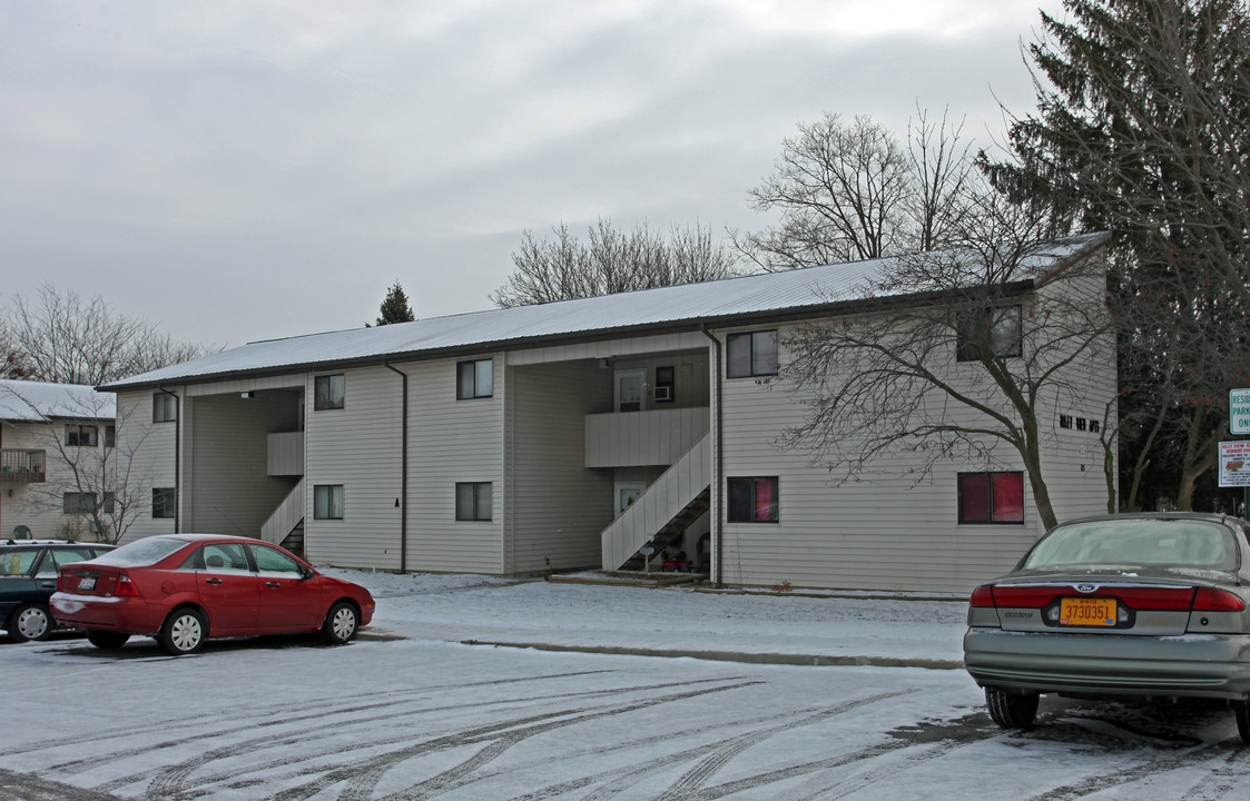 Riley View Community Apartments in Bluffton, OH - Building Photo