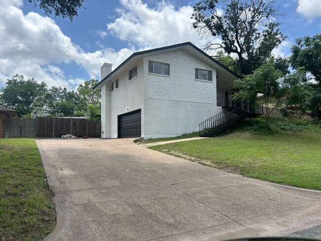 property at 1022 Tarryall Dr