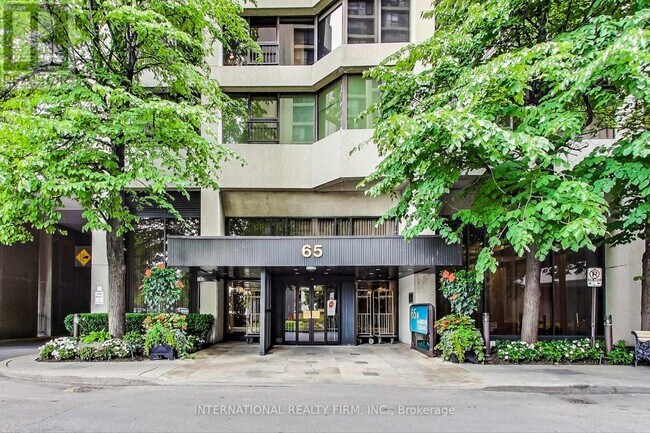 property at 65-865 Harbour Square