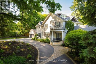 317 Gloucester Ave in Oakville, ON - Building Photo - Building Photo