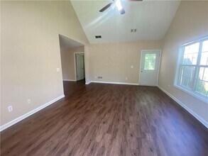 5210 Gable Ridge Way in Sugar Hill, GA - Building Photo - Building Photo