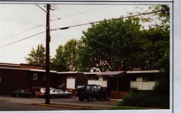 4742-4750 22nd Ave NE in Seattle, WA - Building Photo