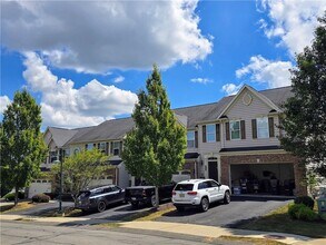 809 Fairgate Drive in Wexford, PA - Building Photo - Building Photo