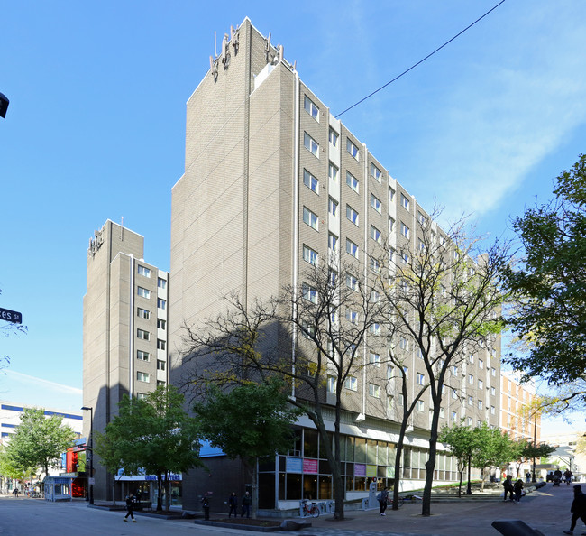 Towers on State in Madison, WI - Foto de edificio - Building Photo