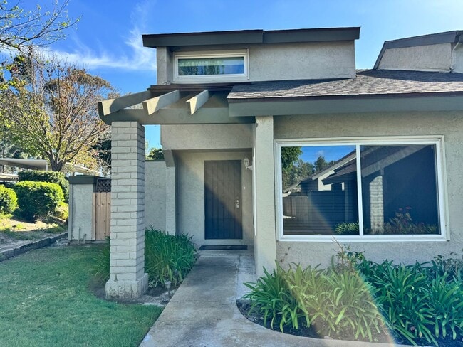 10857 Caravelle Pl in San Diego, CA - Building Photo - Building Photo