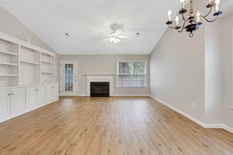 529 Wentworth St in Mauldin, SC - Building Photo - Building Photo