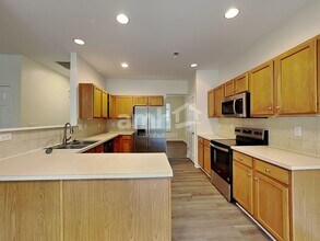 4012 Lawrence Daniel Dr in Matthews, NC - Building Photo - Building Photo