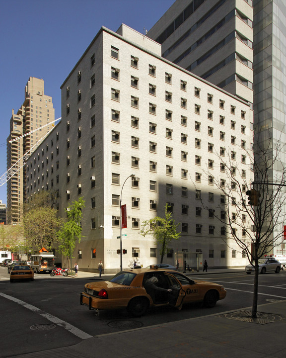 F.W. Olin Hall - Weill Cornell Medical Colleg in New York, NY - Foto de edificio