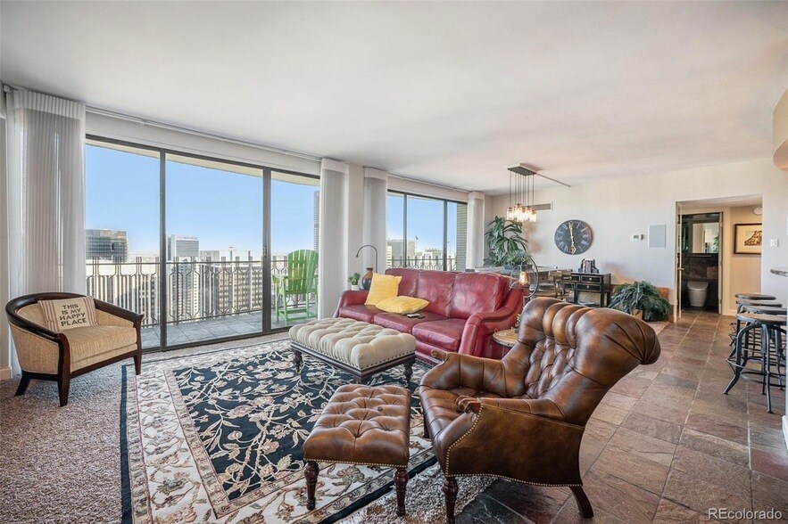 1020 15th St, Unit 42C in Denver, CO - Building Photo