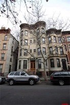 397 First St in Brooklyn, NY - Building Photo