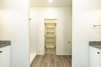 5553 Lehigh St in Lubbock, TX - Building Photo - Building Photo