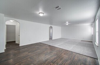5008 Sycamore Ln in Brookshire, TX - Building Photo - Building Photo