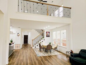 332 Turnbuckle Bnd in Leander, TX - Building Photo - Building Photo