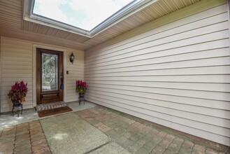 2722 Amaranth Dr in Houston, TX - Building Photo - Building Photo