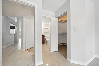 9139 SW 138th Pl in Miami, FL - Building Photo - Building Photo