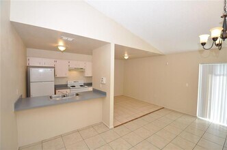 400 Red Hawk Loop in Winter Haven, FL - Building Photo - Building Photo
