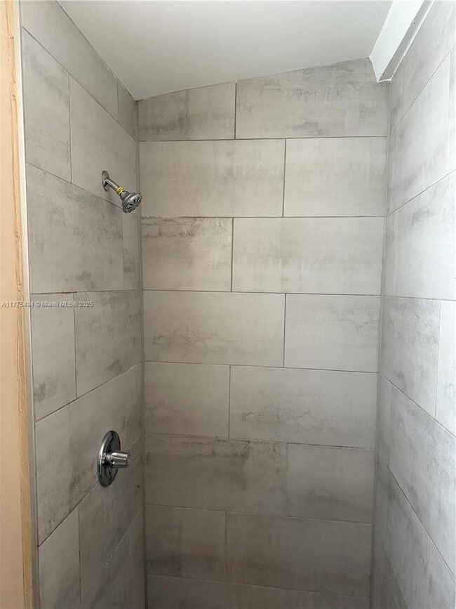 property at 41 SW 7th Ave