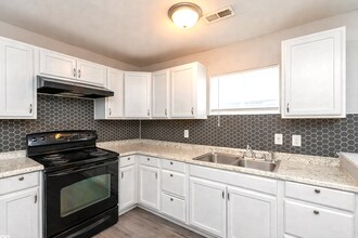 2133 White Ave in Indianapolis, IN - Building Photo - Building Photo