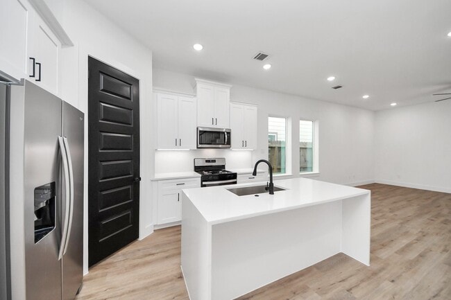 property at 3308 Hardy St