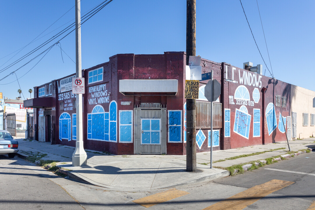 6620-6628 S Vermont Ave in Los Angeles, CA - Building Photo