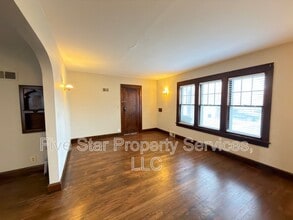 604 Bryn Mawr Blvd in Springfield, IL - Building Photo - Building Photo