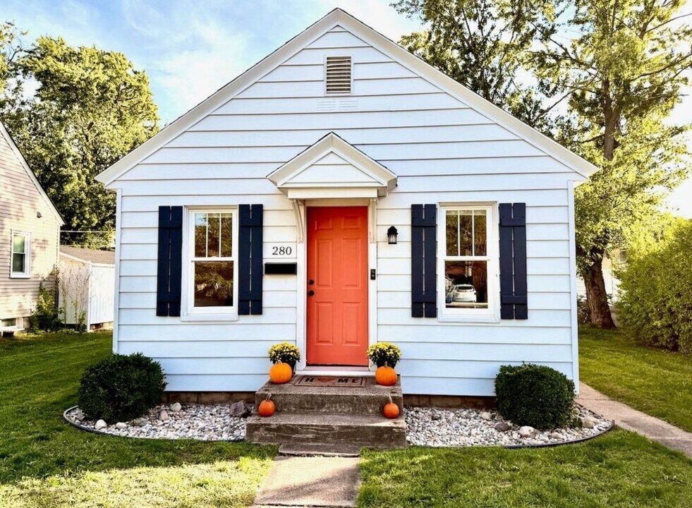 280 W 16th St in Holland, MI - Building Photo