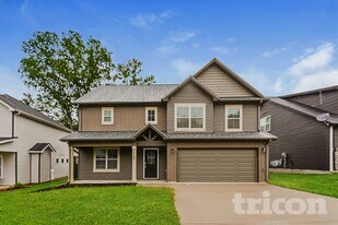 1167 Eagles Nest Ln in Clarksville, TN - Building Photo