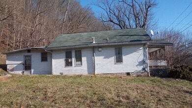 843 Milford St in Clarksburg, WV - Building Photo - Building Photo